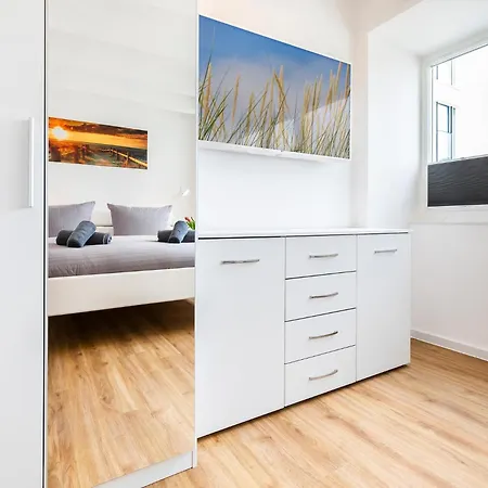 Prora - Mit Balkon Und Waschmaschine - Duenenheide 3,3 *